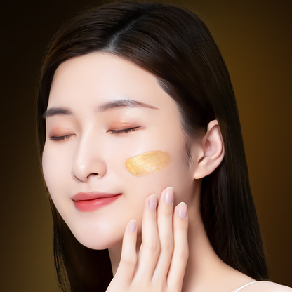 Egy maszk aranylevéllel és retinollal!!